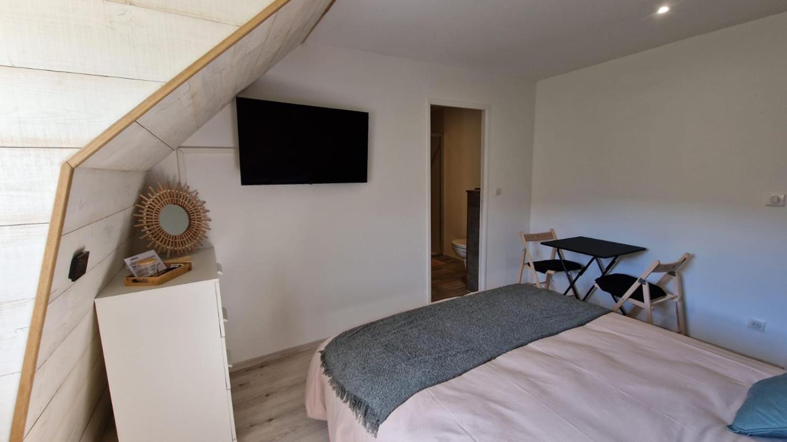 Le Falgoux La Gentiane Bed & Breakfast エクステリア 写真